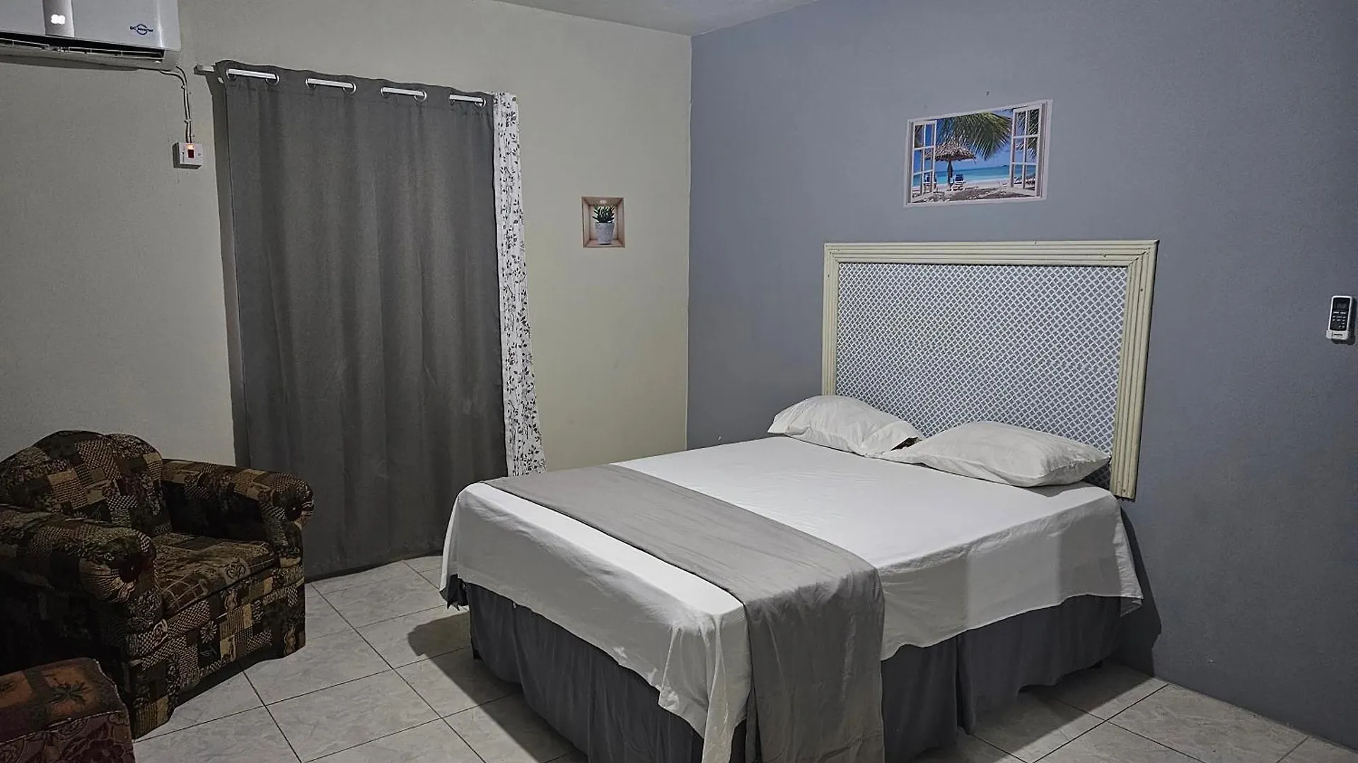Modern Apt At West Village Montego Bay